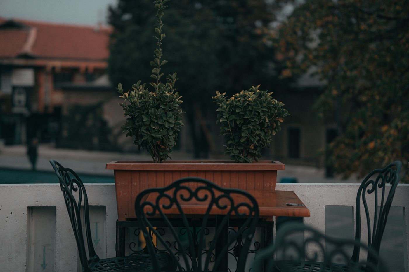 balkon tasarımı ile ferah ve davetkar bir oturma alanı